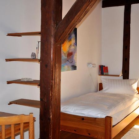 Gastezimmer Am Hof Frankfurt am Main Buitenkant foto