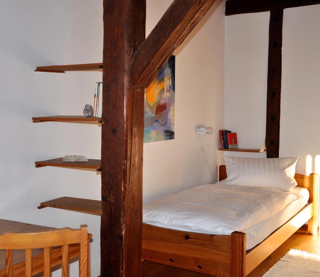 Gastezimmer Am Hof Frankfurt am Main Buitenkant foto